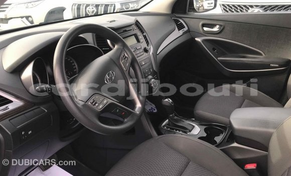 Buy Import Hyundai Santa Fe Black Car in Import - Dubai in Ali Sabieh Region Buy Import Hyundai Santa Fe Black Car in Import - Dubai in Ali Sabieh Region
