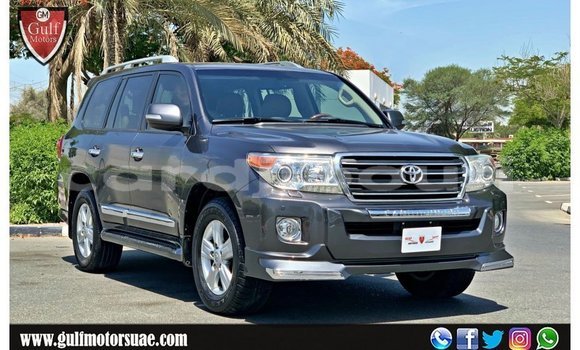 Buy Import Toyota Land Cruiser Other Car in Import - Dubai in Ali Sabieh Region Buy Import Toyota Land Cruiser Other Car in Import - Dubai in Ali Sabieh Region