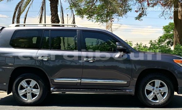 Buy Import Toyota Land Cruiser Other Car in Import - Dubai in Ali Sabieh Region Buy Import Toyota Land Cruiser Other Car in Import - Dubai in Ali Sabieh Region