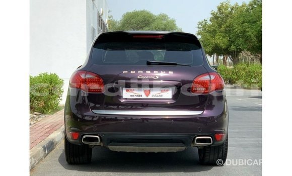 Acheter Import Voiture Porsche Cayenne Autre à Import - Dubai, Ali Sabieh Region Acheter Import Voiture Porsche Cayenne Autre à Import - Dubai, Ali Sabieh Region