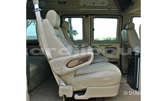 Acheter Import Voiture GMC Acadia Autre à Import - Dubai, Ali Sabieh Region Acheter Import Voiture GMC Acadia Autre à Import - Dubai, Ali Sabieh Region