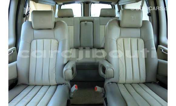 Acheter Import Voiture GMC Acadia Autre à Import - Dubai, Ali Sabieh Region Acheter Import Voiture GMC Acadia Autre à Import - Dubai, Ali Sabieh Region