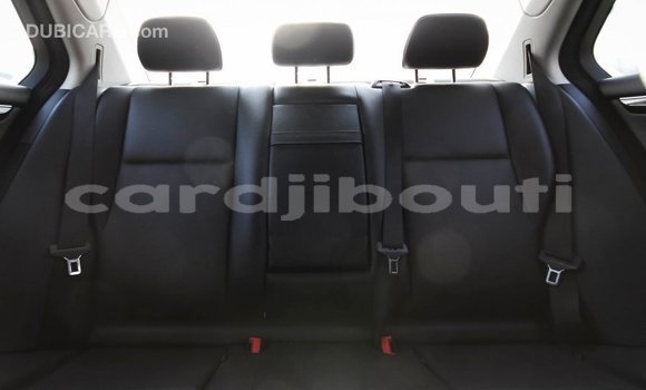 Acheter Import Voiture Mercedes-Benz 200 Blanc à Import - Dubai, Ali Sabieh Region Acheter Import Voiture Mercedes-Benz 200 Blanc à Import - Dubai, Ali Sabieh Region