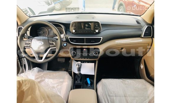 Buy Import Hyundai Tucson White Car in Import - Dubai in Ali Sabieh Region Buy Import Hyundai Tucson White Car in Import - Dubai in Ali Sabieh Region