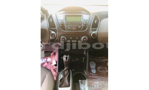 Buy Import Hyundai Tucson Blue Car in Import - Dubai in Ali Sabieh Region Buy Import Hyundai Tucson Blue Car in Import - Dubai in Ali Sabieh Region