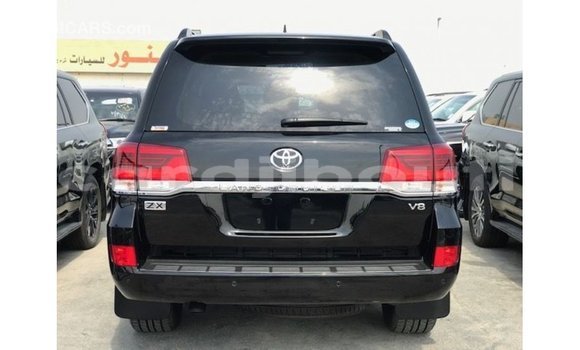 Acheter Import Voiture Toyota Land Cruiser Noir à Import - Dubai, Ali Sabieh Region Acheter Import Voiture Toyota Land Cruiser Noir à Import - Dubai, Ali Sabieh Region