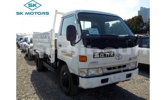 Acheter Import Voiture Toyota Dyna Blanc à Import - Dubai, Ali Sabieh Region