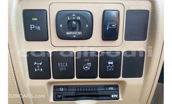 Acheter Import Voiture Toyota Land Cruiser Noir à Import - Dubai, Ali Sabieh Region Acheter Import Voiture Toyota Land Cruiser Noir à Import - Dubai, Ali Sabieh Region