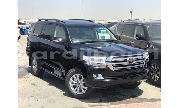 Acheter Import Voiture Toyota Land Cruiser Noir à Import - Dubai, Ali Sabieh Region Acheter Import Voiture Toyota Land Cruiser Noir à Import - Dubai, Ali Sabieh Region