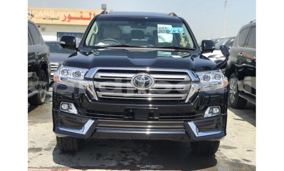 Acheter Import Voiture Toyota Land Cruiser Noir à Import - Dubai, Ali Sabieh Region Acheter Import Voiture Toyota Land Cruiser Noir à Import - Dubai, Ali Sabieh Region