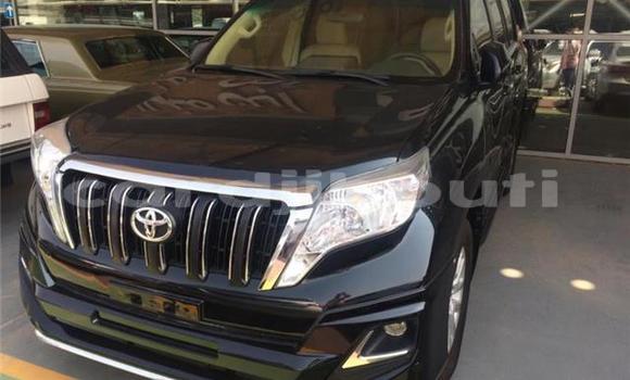 Buy Used Toyota Land Cruiser Prado White Car in Djibouti in Djibouti Region Buy Used Toyota Land Cruiser Prado White Car in Djibouti in Djibouti Region