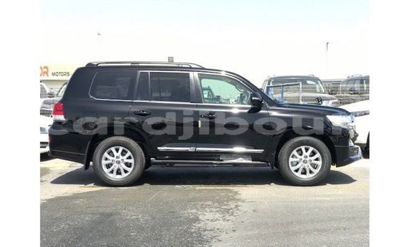 Acheter Import Voiture Toyota Land Cruiser Noir à Import - Dubai, Ali Sabieh Region Acheter Import Voiture Toyota Land Cruiser Noir à Import - Dubai, Ali Sabieh Region