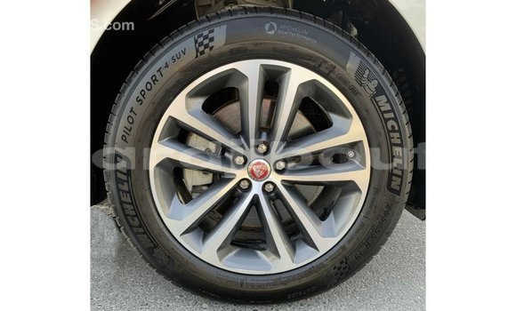 Acheter Import Voiture Jaguar F-Pace Blanc à Import - Dubai, Ali Sabieh Region Acheter Import Voiture Jaguar F-Pace Blanc à Import - Dubai, Ali Sabieh Region