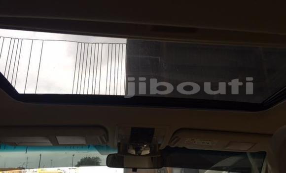 Buy Used Toyota Land Cruiser Prado White Car in Djibouti in Djibouti Region Buy Used Toyota Land Cruiser Prado White Car in Djibouti in Djibouti Region