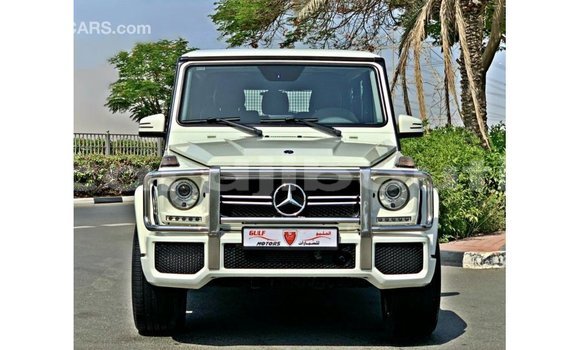 Buy Import Mercedes-Benz 190 White Car in Import - Dubai in Ali Sabieh Region Buy Import Mercedes-Benz 190 White Car in Import - Dubai in Ali Sabieh Region