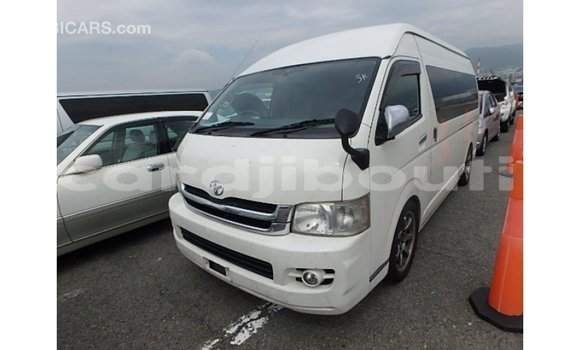 Buy Import Toyota Hiace White Car in Import - Dubai in Ali Sabieh Region Buy Import Toyota Hiace White Car in Import - Dubai in Ali Sabieh Region