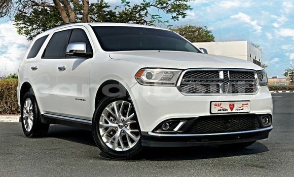 Acheter Import Voiture Dodge Durango Blanc à Import - Dubai, Ali Sabieh Region