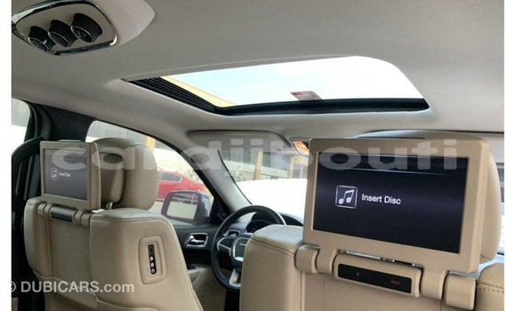 Acheter Import Voiture Dodge Durango Blanc à Import - Dubai, Ali Sabieh Region Acheter Import Voiture Dodge Durango Blanc à Import - Dubai, Ali Sabieh Region