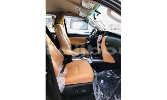 Buy Import Toyota Fortuner Black Car in Import - Dubai in Ali Sabieh Region Buy Import Toyota Fortuner Black Car in Import - Dubai in Ali Sabieh Region