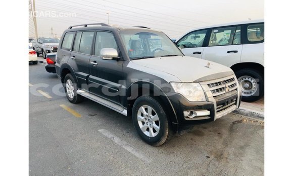Acheter Import Voiture Mitsubishi Pajero Noir à Import - Dubai, Ali Sabieh Region Acheter Import Voiture Mitsubishi Pajero Noir à Import - Dubai, Ali Sabieh Region