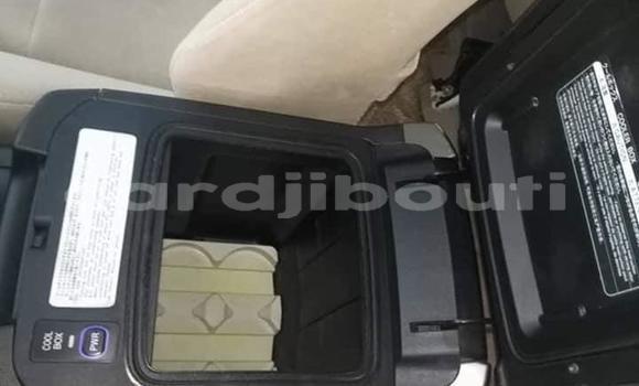 Buy Used Toyota Land Cruiser Prado White Car in Djibouti in Djibouti Region Buy Used Toyota Land Cruiser Prado White Car in Djibouti in Djibouti Region