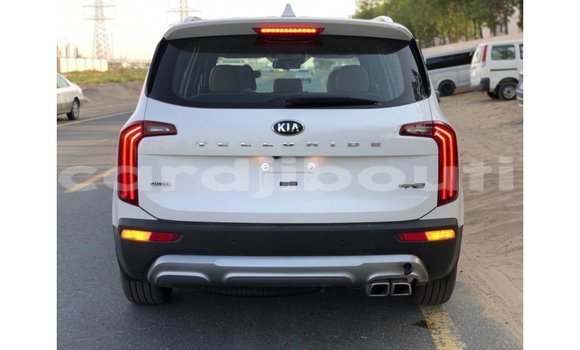 Buy Import Kia Carens White Car in Import - Dubai in Ali Sabieh Region Buy Import Kia Carens White Car in Import - Dubai in Ali Sabieh Region