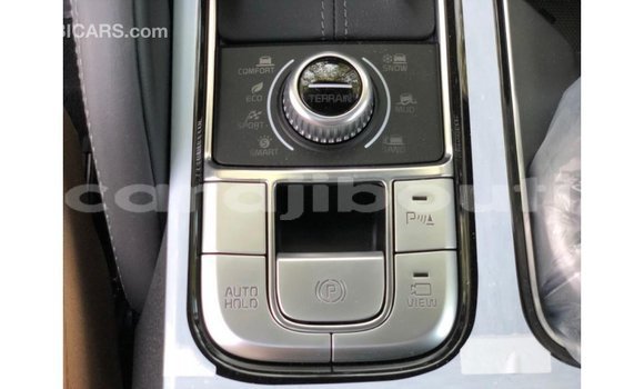 Buy Import Kia Carens White Car in Import - Dubai in Ali Sabieh Region Buy Import Kia Carens White Car in Import - Dubai in Ali Sabieh Region