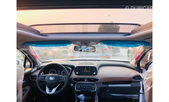 Buy Import Hyundai Santa Fe White Car in Import - Dubai in Ali Sabieh Region Buy Import Hyundai Santa Fe White Car in Import - Dubai in Ali Sabieh Region