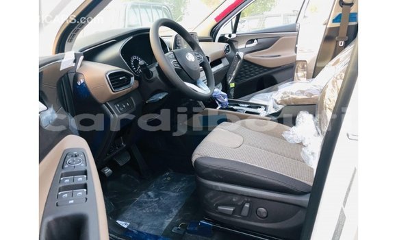 Buy Import Hyundai Santa Fe White Car in Import - Dubai in Ali Sabieh Region Buy Import Hyundai Santa Fe White Car in Import - Dubai in Ali Sabieh Region