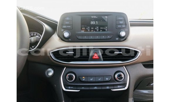 Buy Import Hyundai Santa Fe White Car in Import - Dubai in Ali Sabieh Region Buy Import Hyundai Santa Fe White Car in Import - Dubai in Ali Sabieh Region