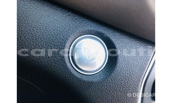 Buy Import Hyundai Santa Fe White Car in Import - Dubai in Ali Sabieh Region Buy Import Hyundai Santa Fe White Car in Import - Dubai in Ali Sabieh Region