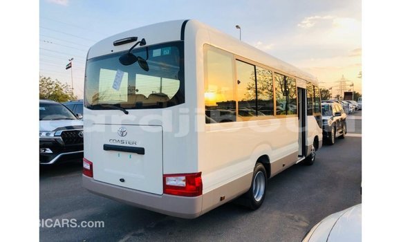 Buy Import Toyota Coaster White Car in Import - Dubai in Ali Sabieh Region Buy Import Toyota Coaster White Car in Import - Dubai in Ali Sabieh Region