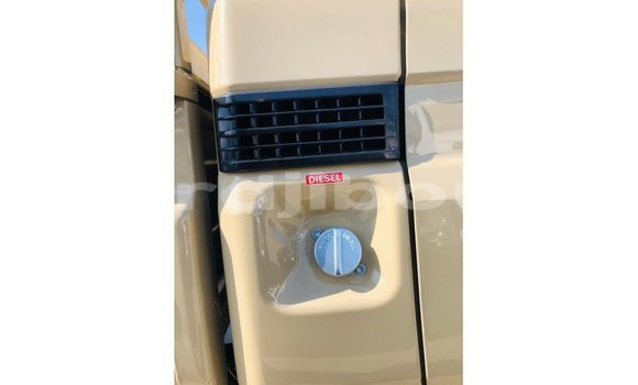 Buy Import Toyota Land Cruiser Beige Car in Import - Dubai in Ali Sabieh Region Buy Import Toyota Land Cruiser Beige Car in Import - Dubai in Ali Sabieh Region