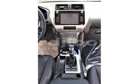 Acheter Import Voiture Toyota Prado Marron à Import - Dubai, Ali Sabieh Region Acheter Import Voiture Toyota Prado Marron à Import - Dubai, Ali Sabieh Region