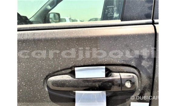 Acheter Import Voiture Toyota Prado Marron à Import - Dubai, Ali Sabieh Region Acheter Import Voiture Toyota Prado Marron à Import - Dubai, Ali Sabieh Region