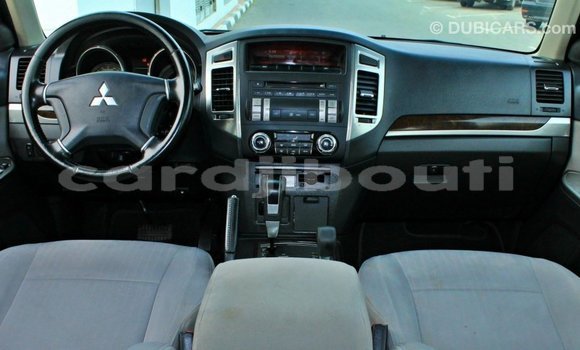 Buy Import Mitsubishi Pajero Brown Car in Import - Dubai in Ali Sabieh Region Buy Import Mitsubishi Pajero Brown Car in Import - Dubai in Ali Sabieh Region