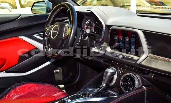 Acheter Import Voiture Chevrolet Camaro Autre à Import - Dubai, Ali Sabieh Region Acheter Import Voiture Chevrolet Camaro Autre à Import - Dubai, Ali Sabieh Region