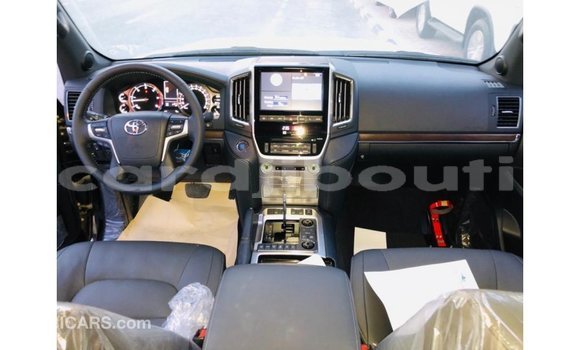 Buy Import Toyota Land Cruiser Black Car in Import - Dubai in Ali Sabieh Region Buy Import Toyota Land Cruiser Black Car in Import - Dubai in Ali Sabieh Region