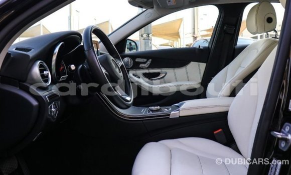 Acheter Import Voiture Mercedes-Benz 600 Noir à Import - Dubai, Ali Sabieh Region Acheter Import Voiture Mercedes-Benz 600 Noir à Import - Dubai, Ali Sabieh Region