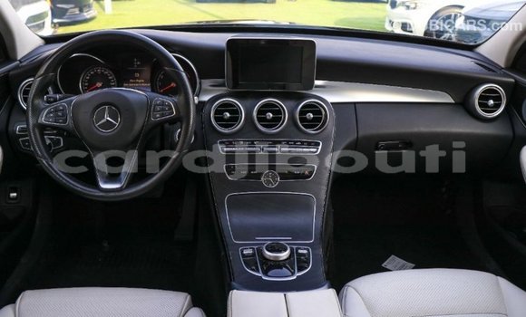 Acheter Import Voiture Mercedes-Benz 600 Noir à Import - Dubai, Ali Sabieh Region Acheter Import Voiture Mercedes-Benz 600 Noir à Import - Dubai, Ali Sabieh Region