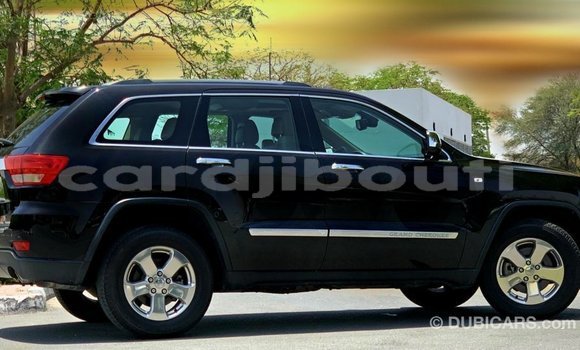 Acheter Import Voiture Jeep Grand Cherokee Noir à Import - Dubai, Ali Sabieh Region Acheter Import Voiture Jeep Grand Cherokee Noir à Import - Dubai, Ali Sabieh Region