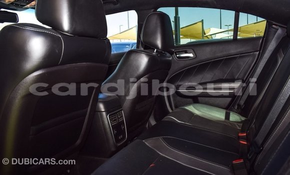 Acheter Import Voiture Dodge Charger Rouge à Import - Dubai, Ali Sabieh Region Acheter Import Voiture Dodge Charger Rouge à Import - Dubai, Ali Sabieh Region