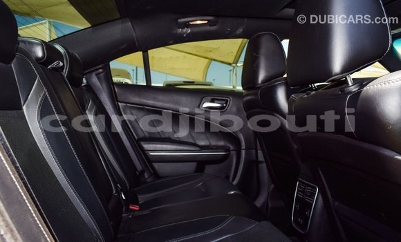 Acheter Import Voiture Dodge Charger Rouge à Import - Dubai, Ali Sabieh Region Acheter Import Voiture Dodge Charger Rouge à Import - Dubai, Ali Sabieh Region