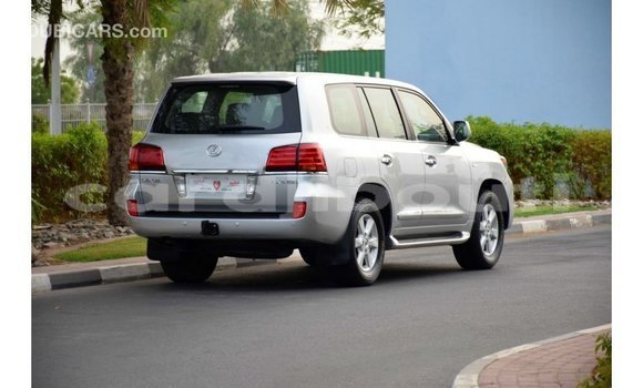 Acheter Import Voiture Lexus LX Autre à Import - Dubai, Ali Sabieh Region Acheter Import Voiture Lexus LX Autre à Import - Dubai, Ali Sabieh Region