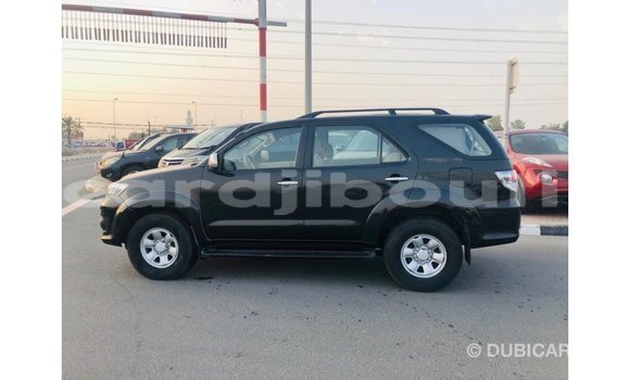 Buy Import Toyota Fortuner Black Car in Import - Dubai in Ali Sabieh Region Buy Import Toyota Fortuner Black Car in Import - Dubai in Ali Sabieh Region