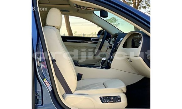 Buy Import Bentley Continental Flying Spur Blue Car in Import - Dubai in Ali Sabieh Region Buy Import Bentley Continental Flying Spur Blue Car in Import - Dubai in Ali Sabieh Region