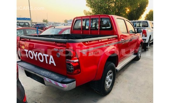 Buy Import Toyota Hilux Red Car in Import - Dubai in Ali Sabieh Region Buy Import Toyota Hilux Red Car in Import - Dubai in Ali Sabieh Region