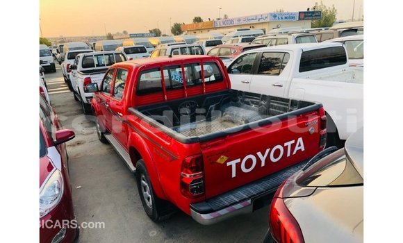 Buy Import Toyota Hilux Red Car in Import - Dubai in Ali Sabieh Region Buy Import Toyota Hilux Red Car in Import - Dubai in Ali Sabieh Region
