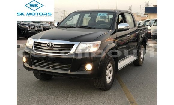 Buy Import Toyota Hilux Black Car in Import - Dubai in Ali Sabieh Region