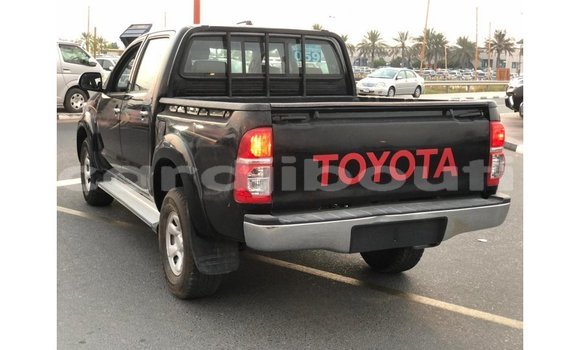 Buy Import Toyota Hilux Black Car in Import - Dubai in Ali Sabieh Region Buy Import Toyota Hilux Black Car in Import - Dubai in Ali Sabieh Region
